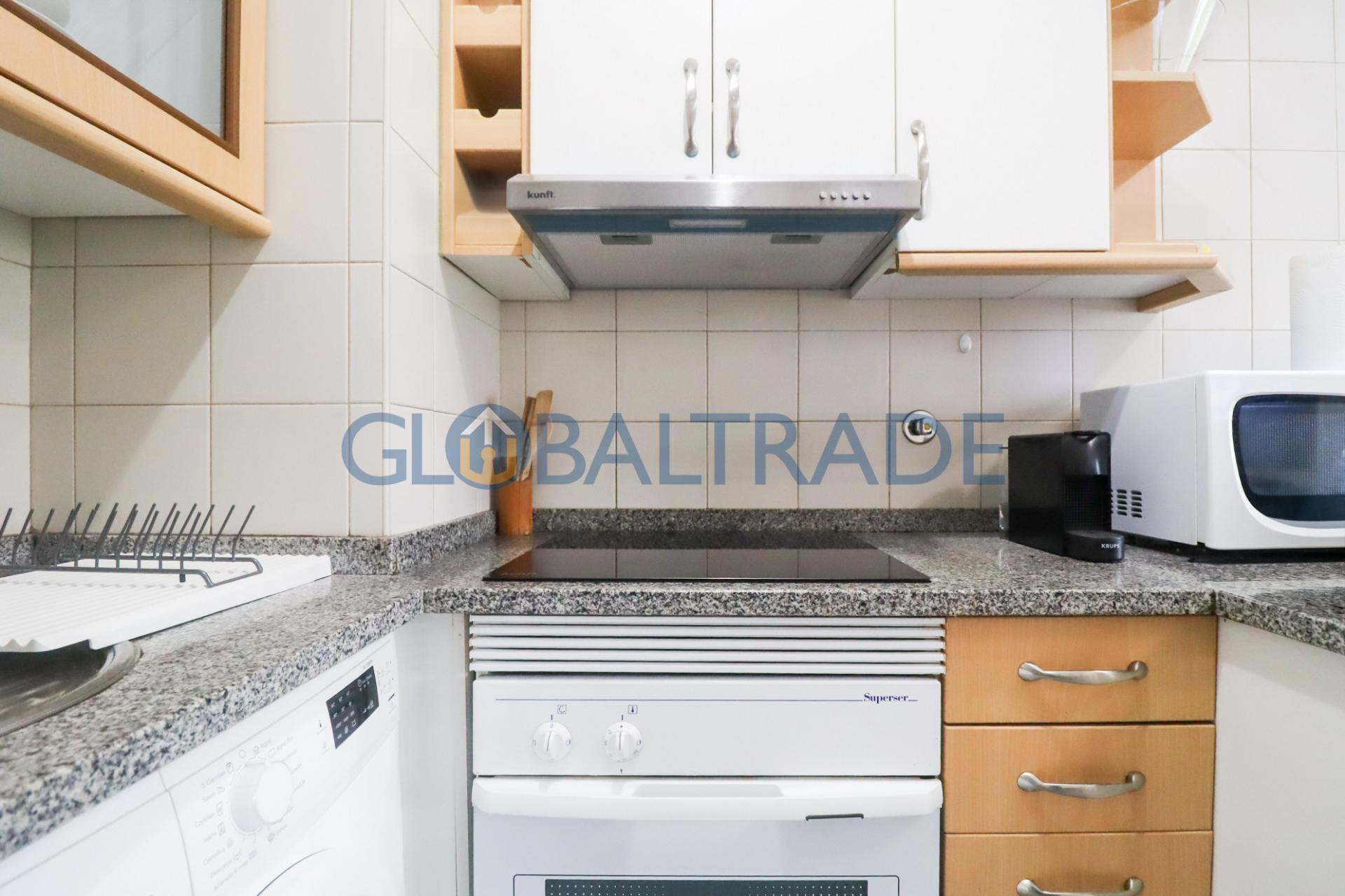 Apartamento T1 Mobilado & Equipado no Porto