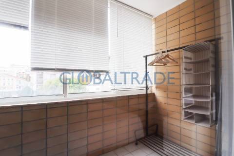 Apartamento T1 Mobilado & Equipado no Porto