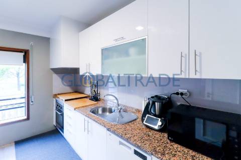 Moradia T3 - Com Habitação T0 R/C em Valongo