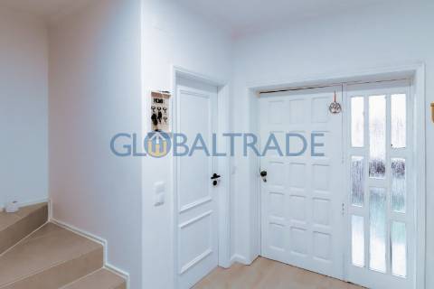 Moradia T3 - Com Habitação T0 R/C em Valongo