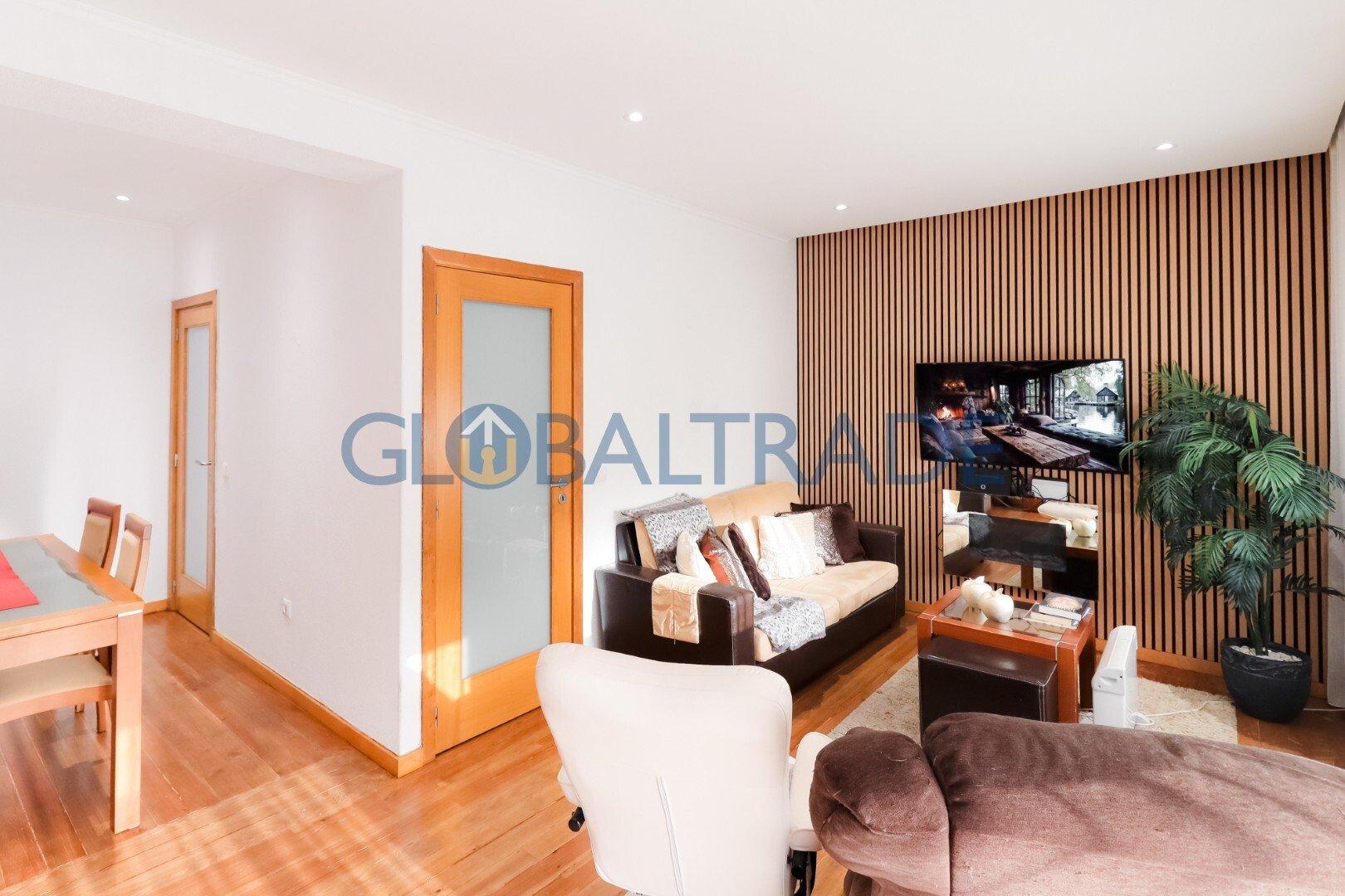 Apartamento T3 Equipado em São Cosme