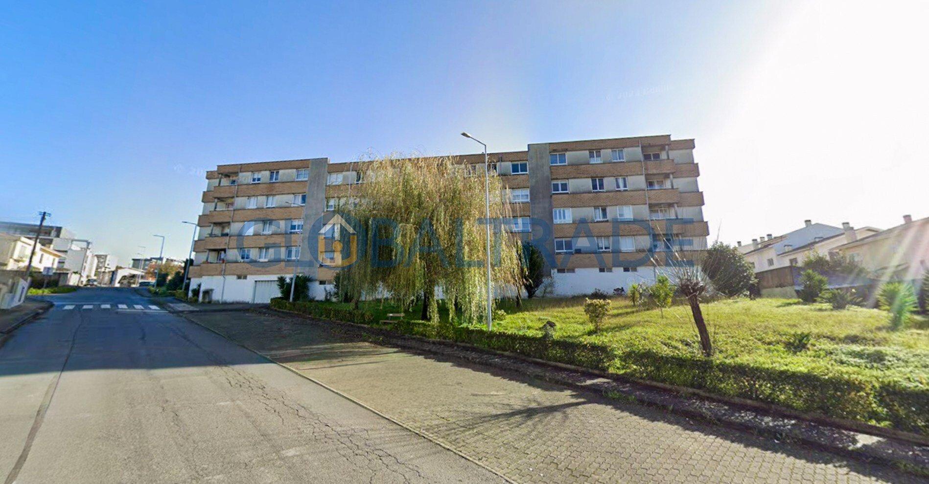 Apartamento T3 Renovado em Baguim do Monte