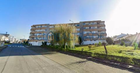 Apartamento T3 Renovado em Baguim do Monte