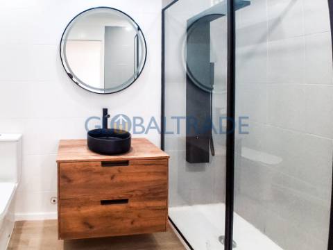 Apartamento T3 Renovado em Baguim do Monte