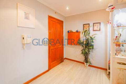 Apartamento T3 Renovado em Rio Tinto