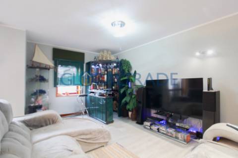 Apartamento T3 Renovado em Rio Tinto