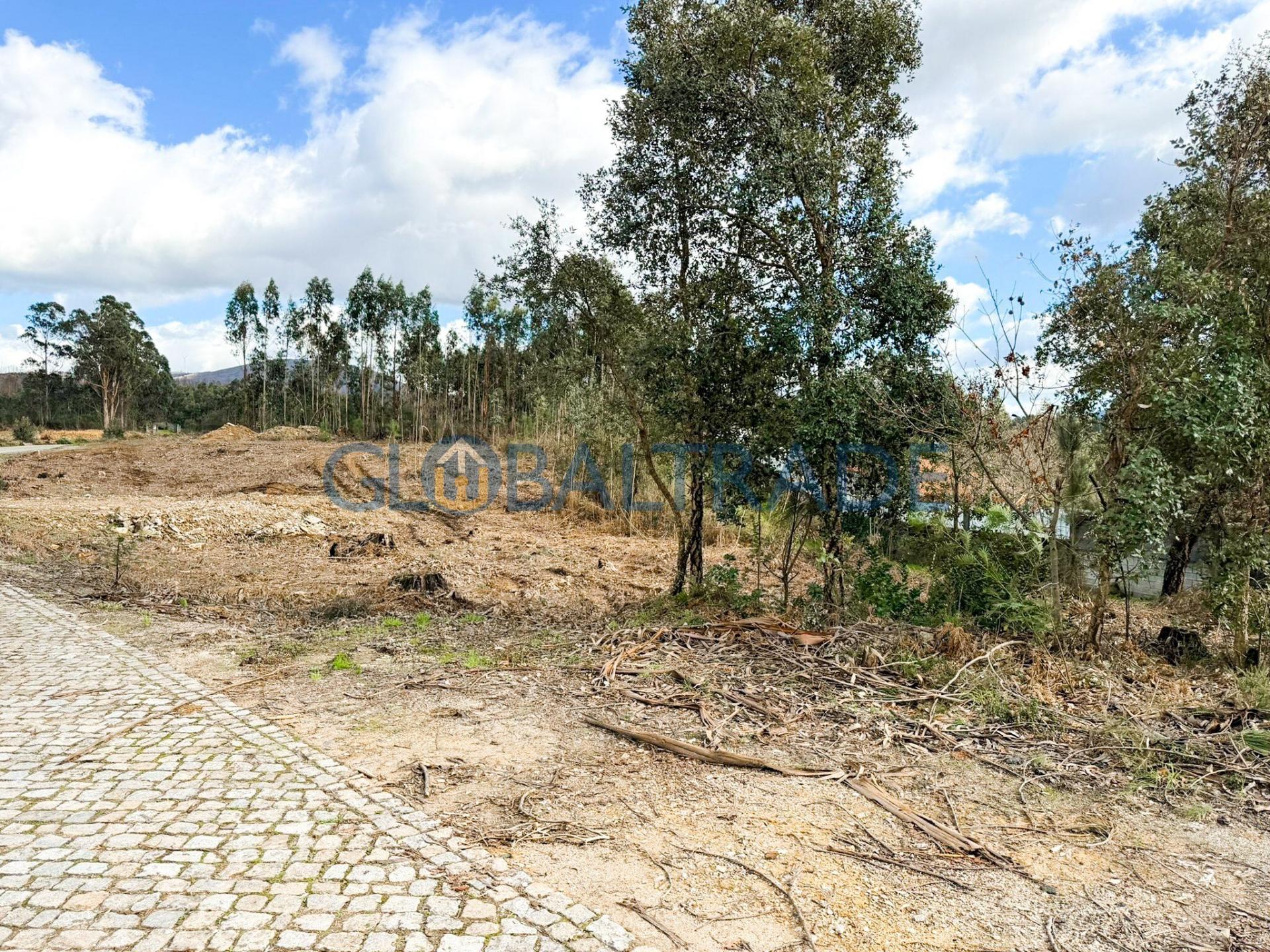 Terreno Urbano 5 3660m² em Melres