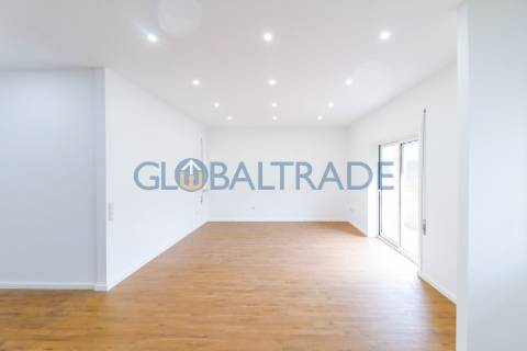 Apartamento T3 Renovado & Equipado em Águas Santas