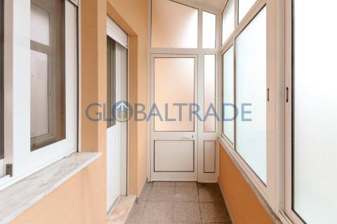 Apartamento T3 Renovado & Equipado em Águas Santas