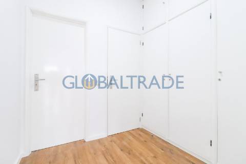 Apartamento T3 Renovado & Equipado em Águas Santas