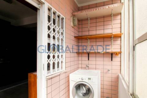 Apartamento T2 Renovado em Baguim do Monte