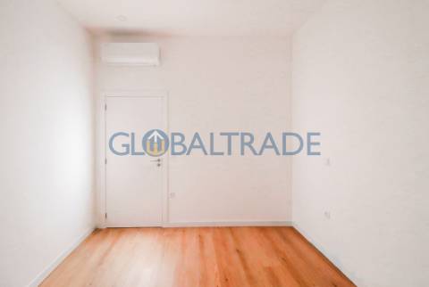 Apartamento T2 Renovado & Equipado em Baguim do Monte