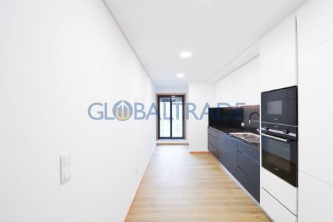 Apartamento T3 NOVO ao Centro de Rio Tinto