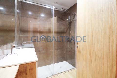 Apartamento T3 NOVO ao Centro de Rio Tinto