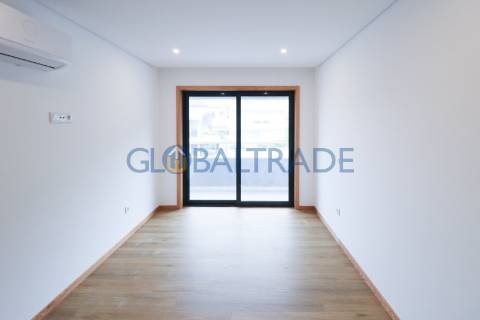 Apartamento T3 NOVO ao Centro de Rio Tinto