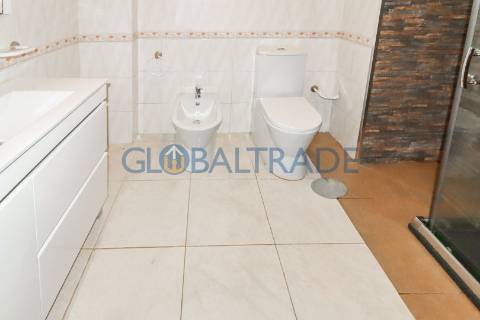 Apartamento T2 no centro de São Pedro da Cova