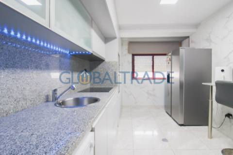 Apartamento T3 Renovado em Rio Tinto