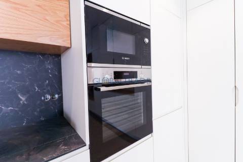 Apartamento T2 Renovado & Equipado em Alfena