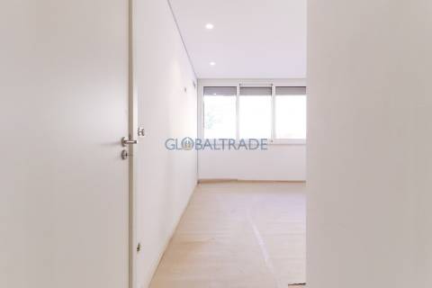 Apartamento T2 Renovado & Equipado em Alfena