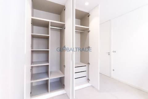 Apartamento T2 Renovado & Equipado em Alfena