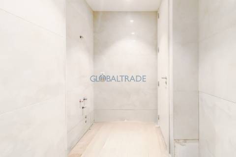 Apartamento T2 Renovado & Equipado em Alfena