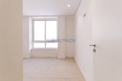 Apartamento T2 Renovado & Equipado em Alfena