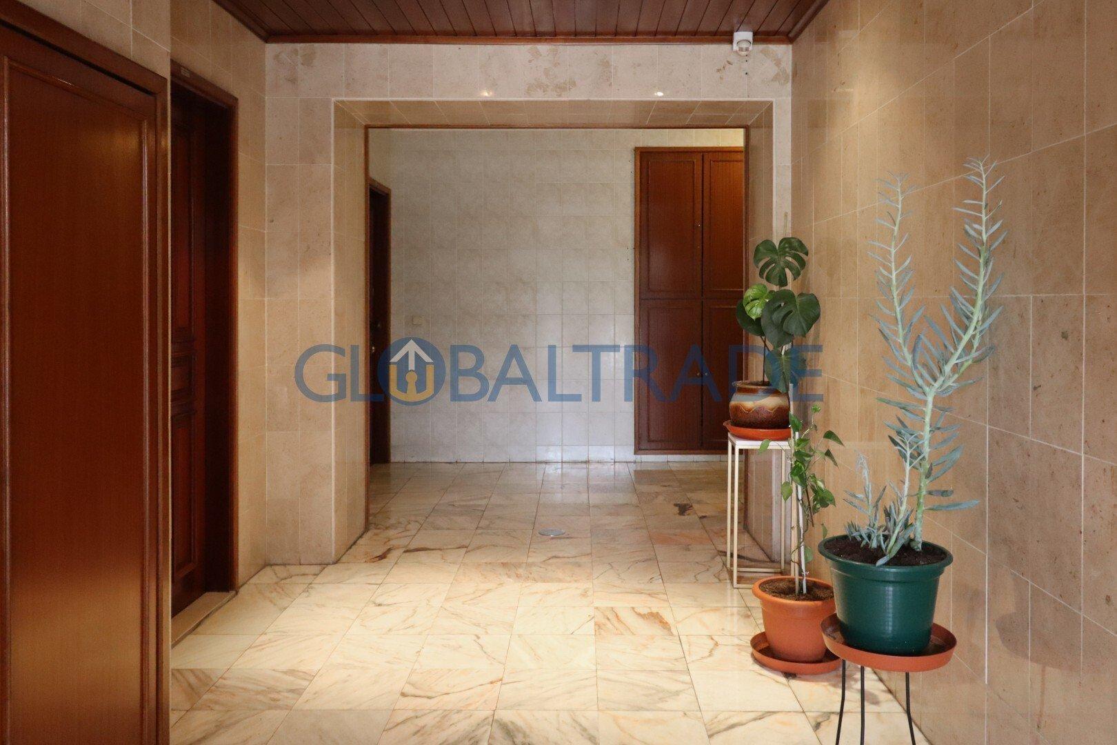 Apartamento T2 em Serzedo