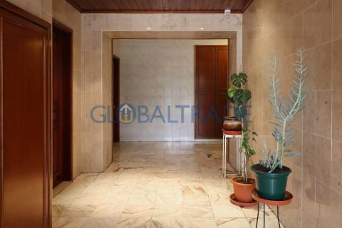 Apartamento T2 em Serzedo