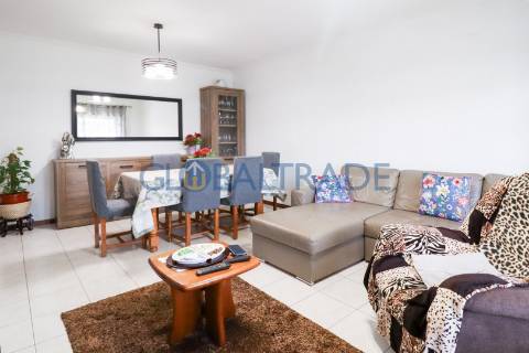 Apartamento T2 em Serzedo