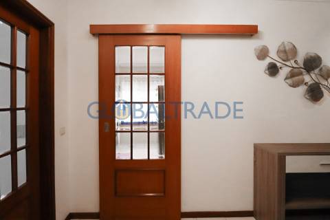 Apartamento T2 em Serzedo