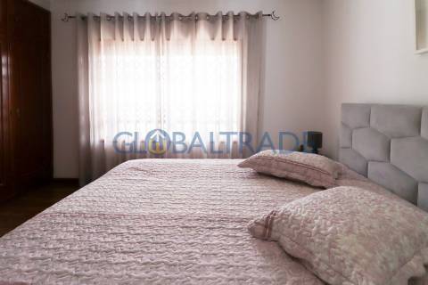 Apartamento T2 em Serzedo