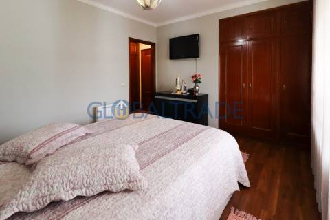 Apartamento T2 em Serzedo
