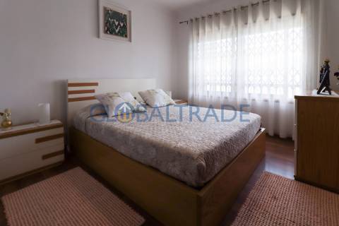 Apartamento T2 em Serzedo
