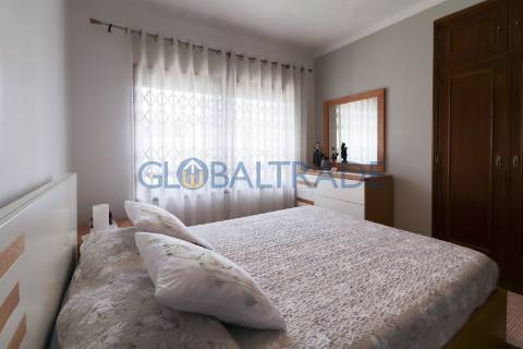 Apartamento T2 em Serzedo