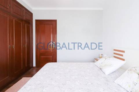 Apartamento T2 em Serzedo
