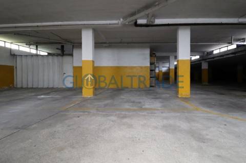 Apartamento T2 em Serzedo