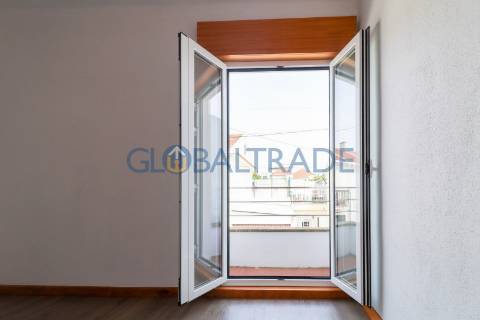 Moradia T2 Renovada com terraço no Porto