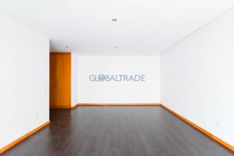 Apartamento T3 em Foz do Sousa