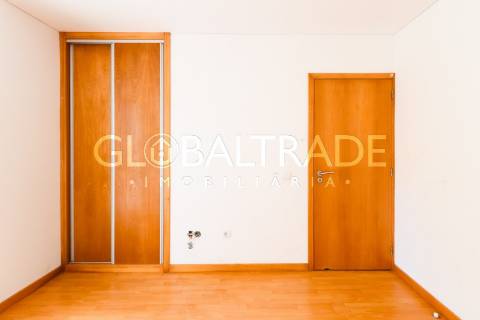 Apartamento T3 em Foz do Sousa