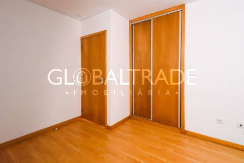 Apartamento T3 em Foz do Sousa