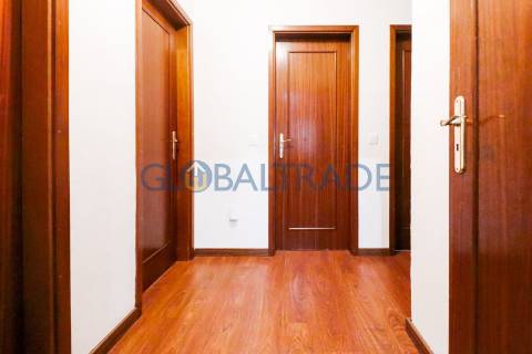 Apartamento T3 em Fânzeres