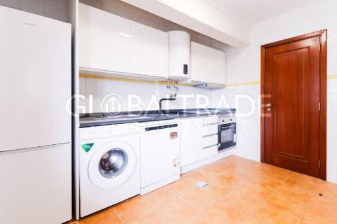 Apartamento T2 Renovado & Equipado em Fânzeres
