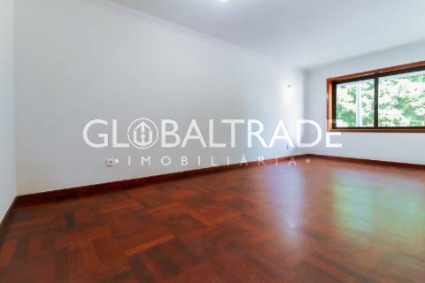 Apartamento T2 Renovado & Equipado em Fânzeres
