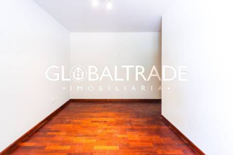 Apartamento T2 Renovado & Equipado em Fânzeres