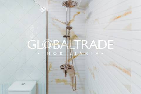 Apartamento T2 Renovado & Equipado em Fânzeres