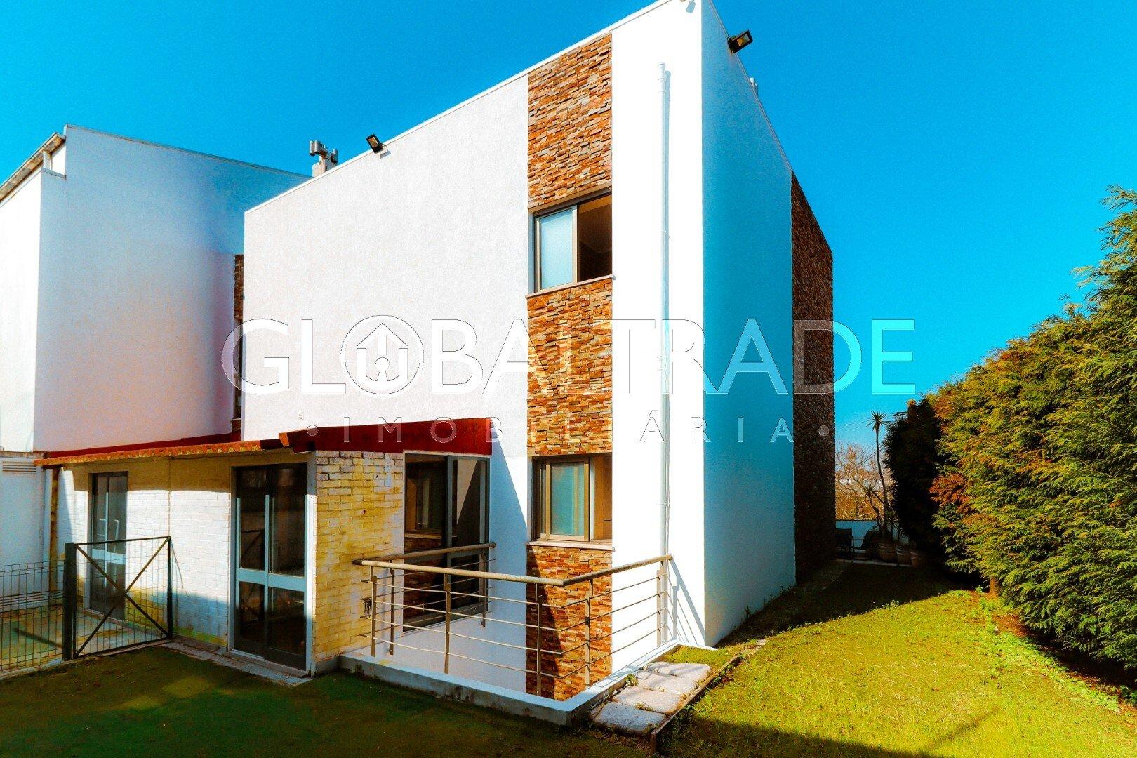 Moradia T3 com Terraço em Valbom