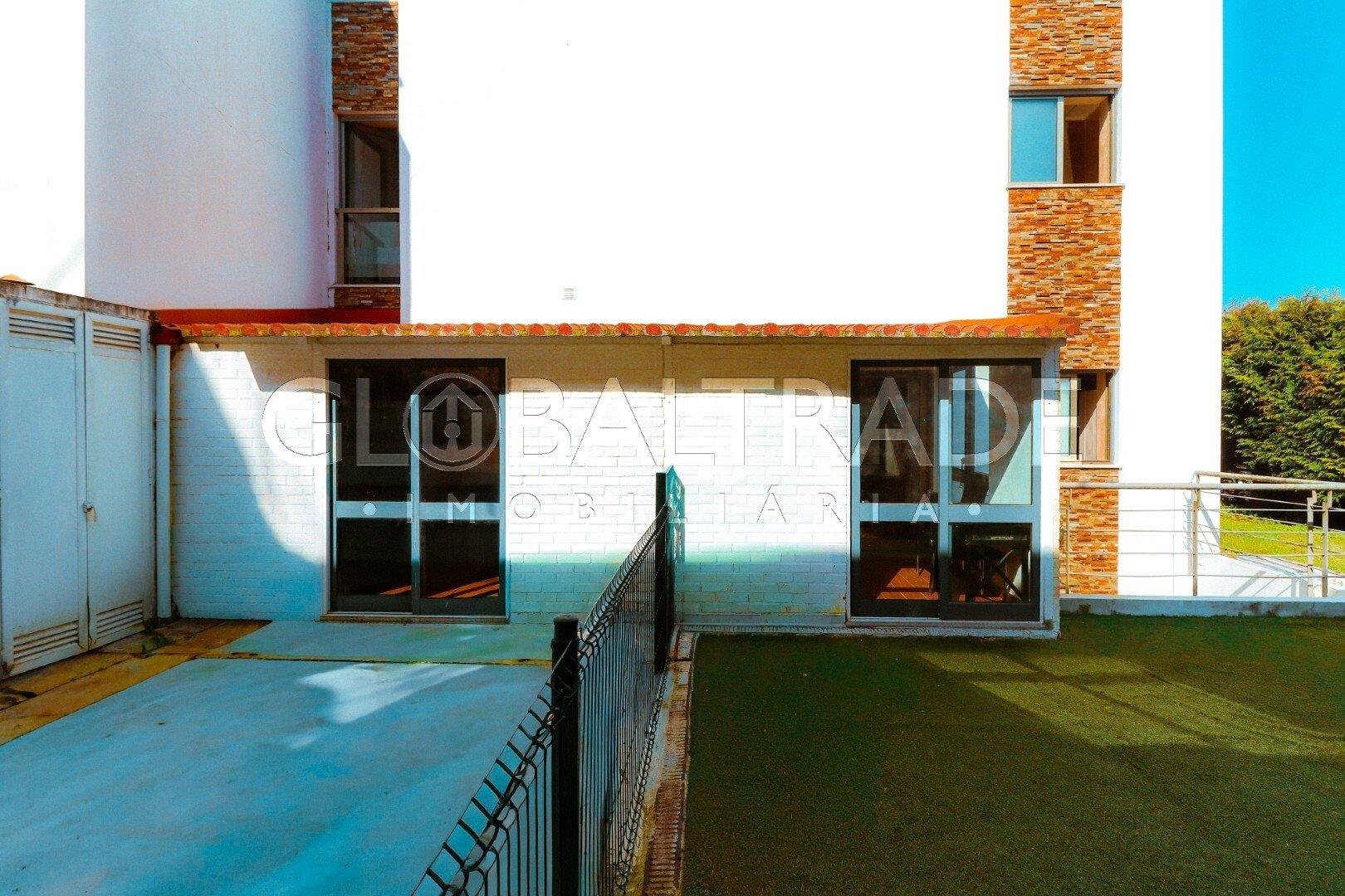 Moradia T3 com Terraço em Valbom