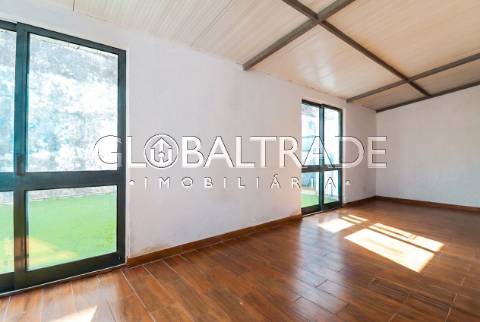 Moradia T3 com Terraço em Valbom