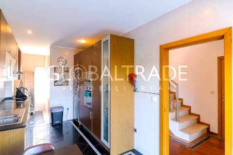 Moradia T3 com Terraço em Valbom