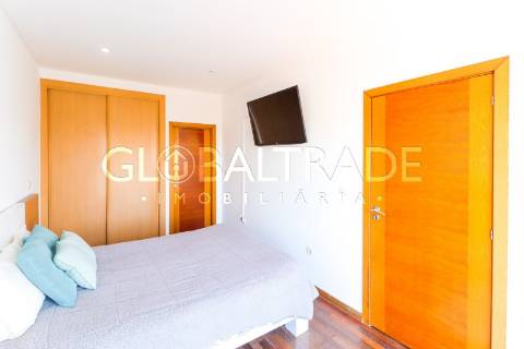 Moradia T3 com Terraço em Valbom